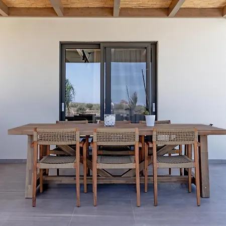 Nola - Nomadic Luxury Villa